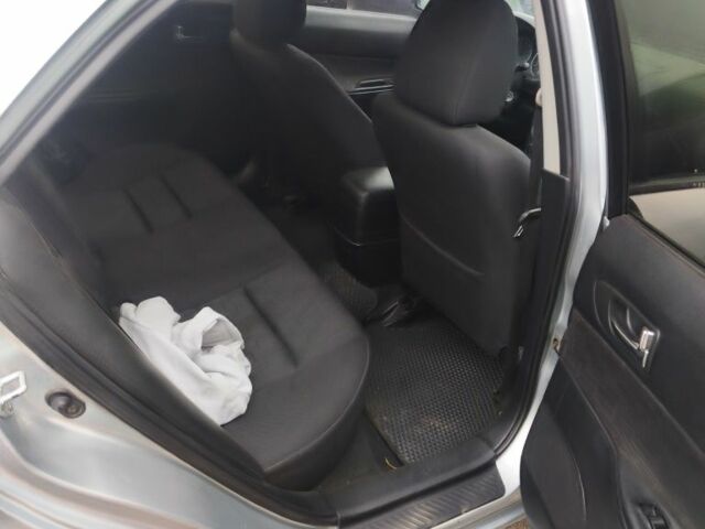 Серый Мазда 6, объемом двигателя 2 л и пробегом 222 тыс. км за 3500 $, фото 4 на Automoto.ua