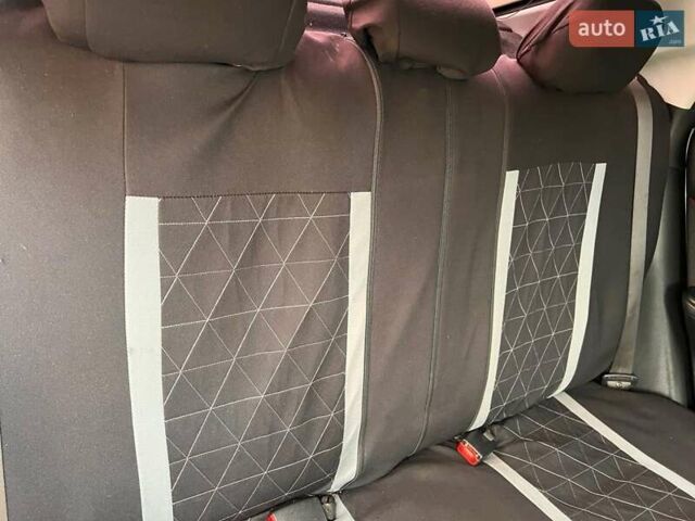 Серый Мазда 6, объемом двигателя 2 л и пробегом 260 тыс. км за 4900 $, фото 17 на Automoto.ua