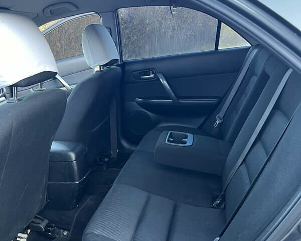 Мазда 6 2006 у Каменце-Подольском на Automoto.ua Сірий Мазда 6, об'ємом двигуна 2 л та пробігом 310 тис. км за 4300 $, фото 6 на Automoto.ua
