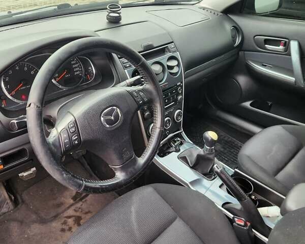 Сірий Мазда 6, об'ємом двигуна 1.8 л та пробігом 180 тис. км за 4300 $, фото 13 на Automoto.ua