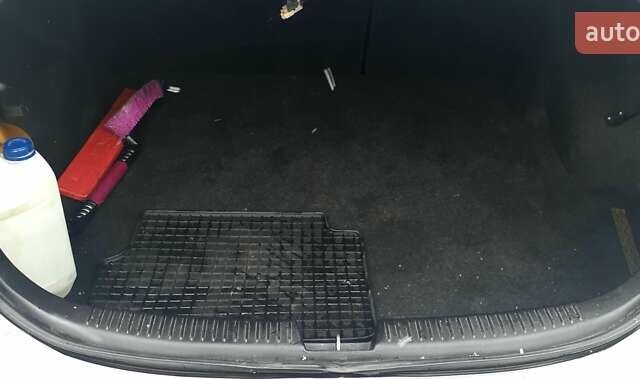 Серый Мазда 6, объемом двигателя 2 л и пробегом 254 тыс. км за 5500 $, фото 7 на Automoto.ua