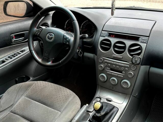 Серый Мазда 6, объемом двигателя 2 л и пробегом 250 тыс. км за 2450 $, фото 5 на Automoto.ua