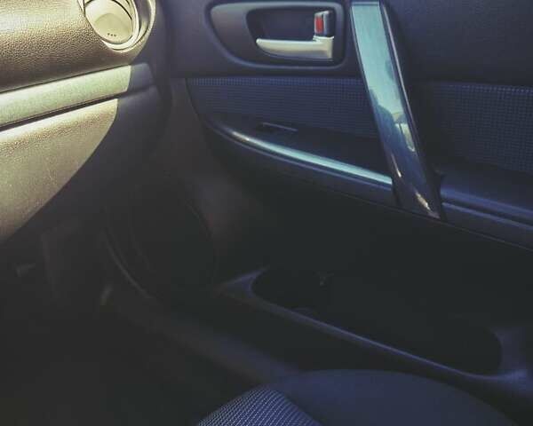Сірий Мазда 6, об'ємом двигуна 2 л та пробігом 268 тис. км за 4700 $, фото 4 на Automoto.ua