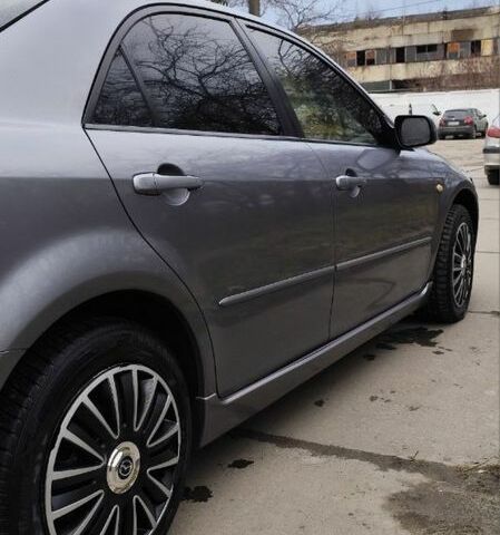 Сірий Мазда 6, об'ємом двигуна 3 л та пробігом 176 тис. км за 4200 $, фото 4 на Automoto.ua