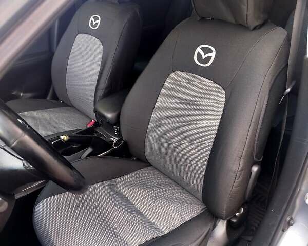 Сірий Мазда 6, об'ємом двигуна 2 л та пробігом 202 тис. км за 4000 $, фото 40 на Automoto.ua