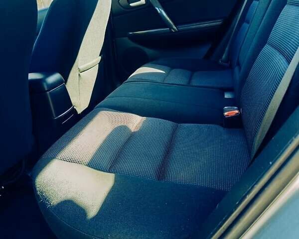 Сірий Мазда 6, об'ємом двигуна 2 л та пробігом 268 тис. км за 4700 $, фото 2 на Automoto.ua