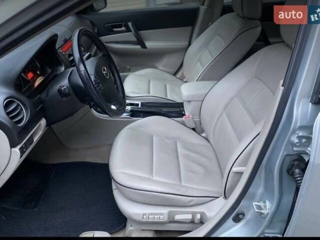 Серый Мазда 6, объемом двигателя 2 л и пробегом 184 тыс. км за 4800 $, фото 1 на Automoto.ua