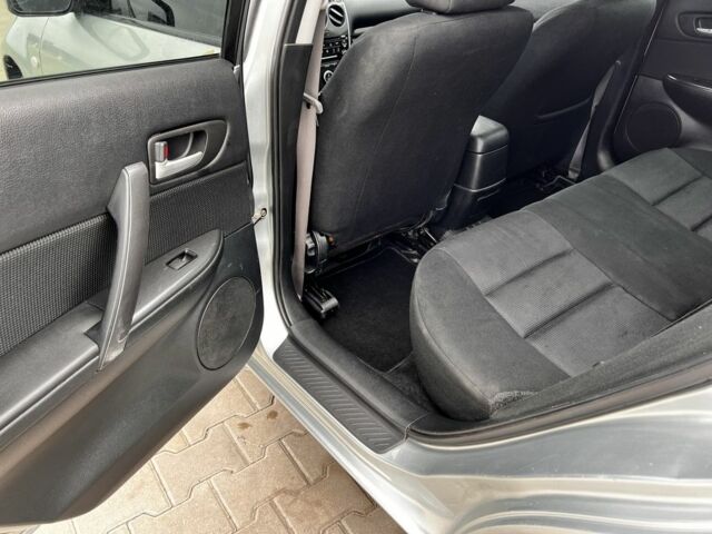 Сірий Мазда 6, об'ємом двигуна 1.8 л та пробігом 277 тис. км за 3600 $, фото 15 на Automoto.ua