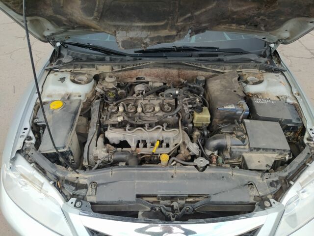 Серый Мазда 6, объемом двигателя 2 л и пробегом 400 тыс. км за 3300 $, фото 8 на Automoto.ua