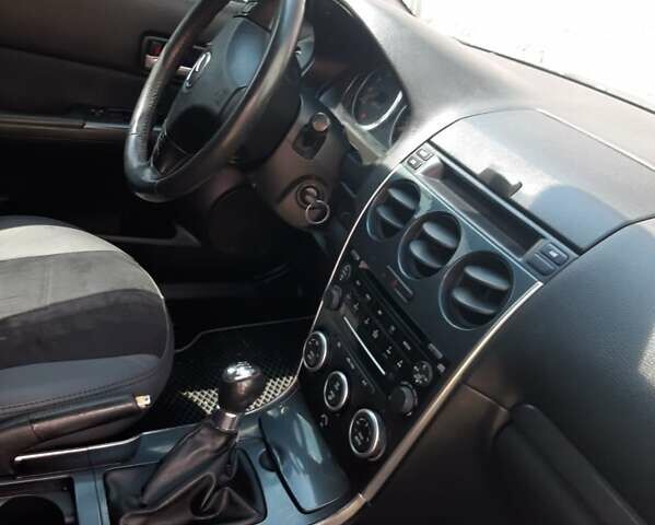 Серый Мазда 6, объемом двигателя 2 л и пробегом 328 тыс. км за 4000 $, фото 4 на Automoto.ua