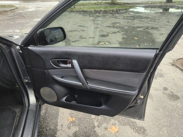 Сірий Мазда 6, об'ємом двигуна 2 л та пробігом 270 тис. км за 2550 $, фото 8 на Automoto.ua