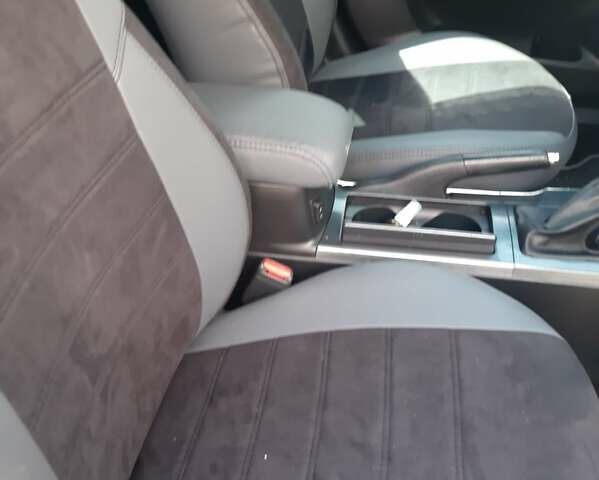 Серый Мазда 6, объемом двигателя 2 л и пробегом 328 тыс. км за 4000 $, фото 5 на Automoto.ua