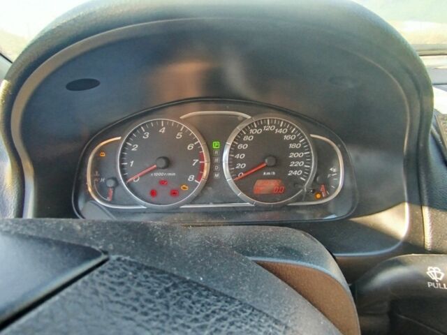 Сірий Мазда 6, об'ємом двигуна 2 л та пробігом 270 тис. км за 2800 $, фото 4 на Automoto.ua