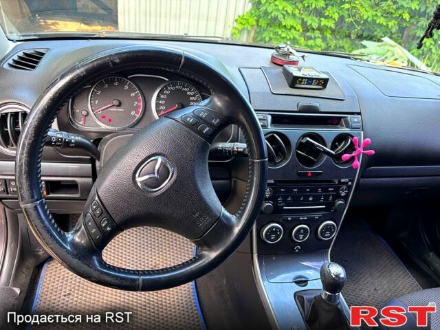 Сірий Мазда 6, об'ємом двигуна 1.8 л та пробігом 200 тис. км за 4250 $, фото 3 на Automoto.ua