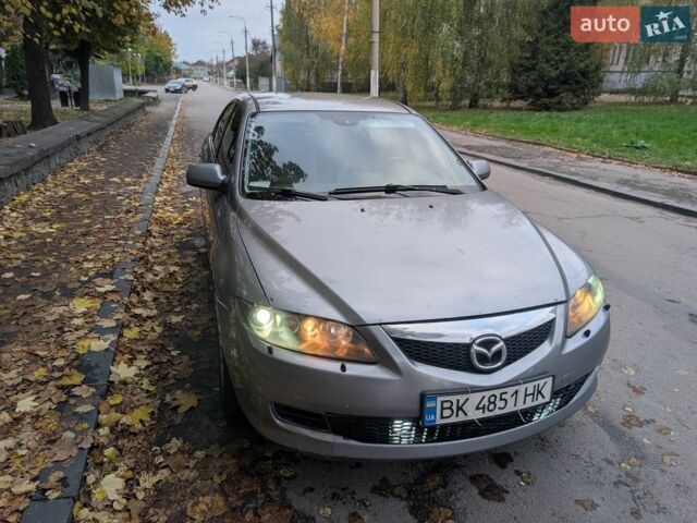 Серый Мазда 6, объемом двигателя 2 л и пробегом 485 тыс. км за 2650 $, фото 12 на Automoto.ua