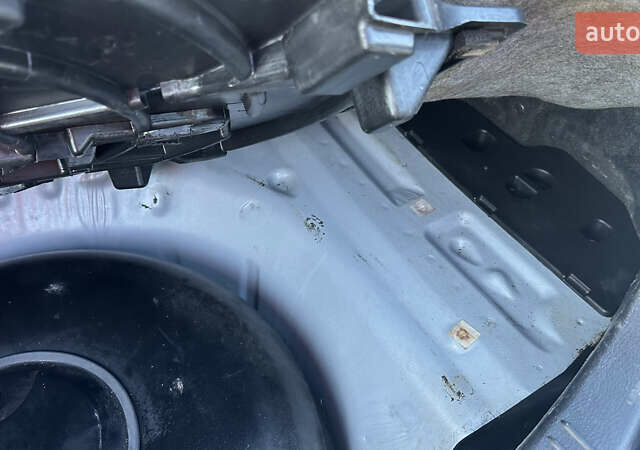 Серый Мазда 6, объемом двигателя 1.8 л и пробегом 280 тыс. км за 3999 $, фото 30 на Automoto.ua