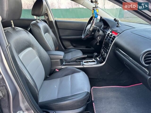 Сірий Мазда 6, об'ємом двигуна 2 л та пробігом 234 тис. км за 5500 $, фото 19 на Automoto.ua