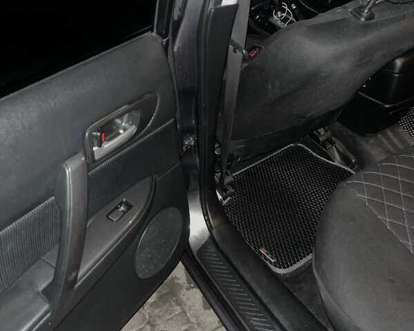 Мазда 6 2006 в Одессе на Automoto.ua Серый Мазда 6, объемом двигателя 2 л и пробегом 268 тыс. км за 6300 $, фото 16 на Automoto.ua