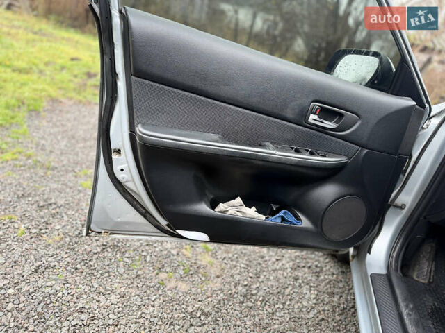 Серый Мазда 6, объемом двигателя 1.8 л и пробегом 256 тыс. км за 3999 $, фото 16 на Automoto.ua