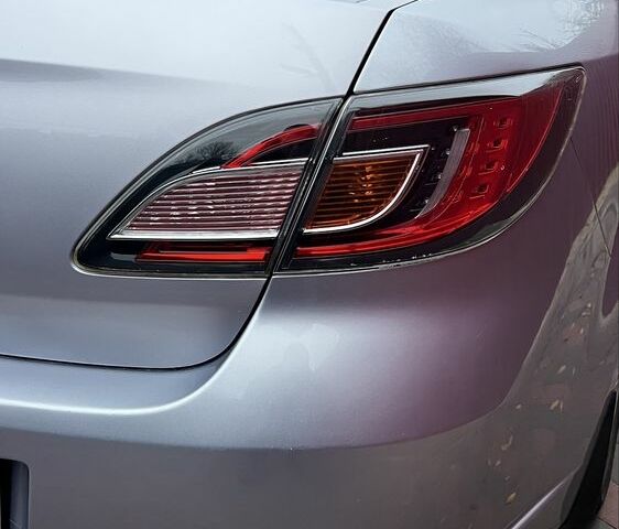 Серый Мазда 6, объемом двигателя 1.8 л и пробегом 213 тыс. км за 5999 $, фото 9 на Automoto.ua