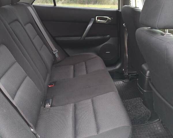 Сірий Мазда 6, об'ємом двигуна 2 л та пробігом 275 тис. км за 4700 $, фото 15 на Automoto.ua