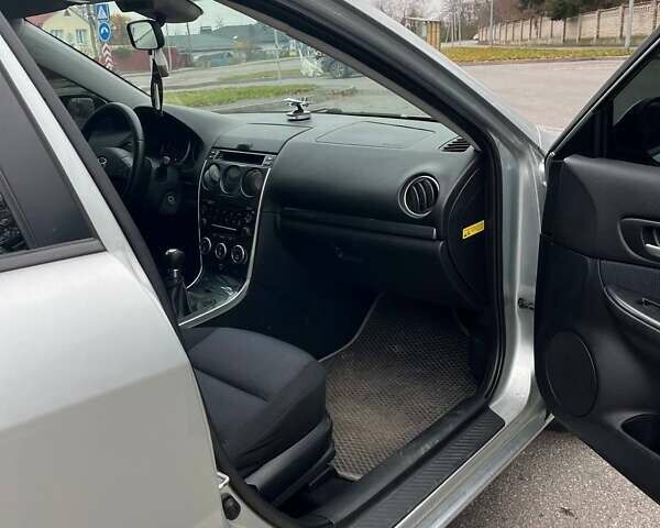 Сірий Мазда 6, об'ємом двигуна 1.8 л та пробігом 210 тис. км за 5000 $, фото 9 на Automoto.ua