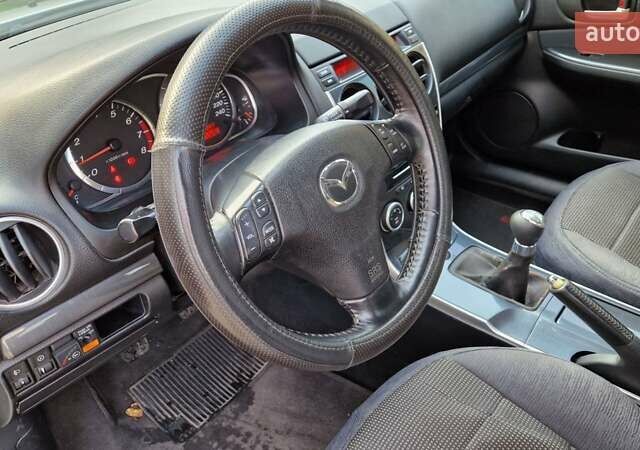 Сірий Мазда 6, об'ємом двигуна 1.8 л та пробігом 253 тис. км за 5400 $, фото 10 на Automoto.ua