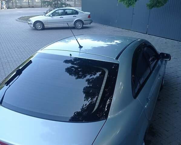 Серый Мазда 6, объемом двигателя 2 л и пробегом 252 тыс. км за 5700 $, фото 10 на Automoto.ua