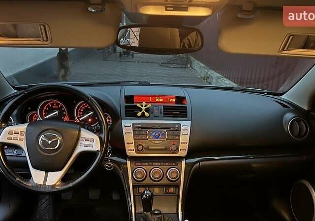 Сірий Мазда 6, об'ємом двигуна 1.8 л та пробігом 213 тис. км за 5999 $, фото 16 на Automoto.ua