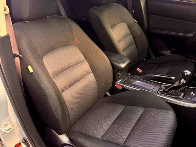 Сірий Мазда 6, об'ємом двигуна 2 л та пробігом 171 тис. км за 5700 $, фото 9 на Automoto.ua