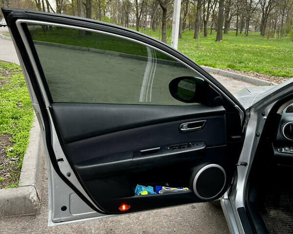 Серый Мазда 6, объемом двигателя 2 л и пробегом 177 тыс. км за 7800 $, фото 15 на Automoto.ua