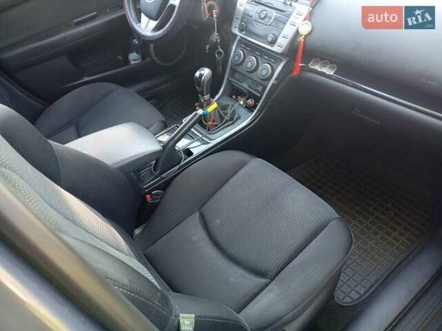 Серый Мазда 6, объемом двигателя 1.8 л и пробегом 182 тыс. км за 7500 $, фото 16 на Automoto.ua