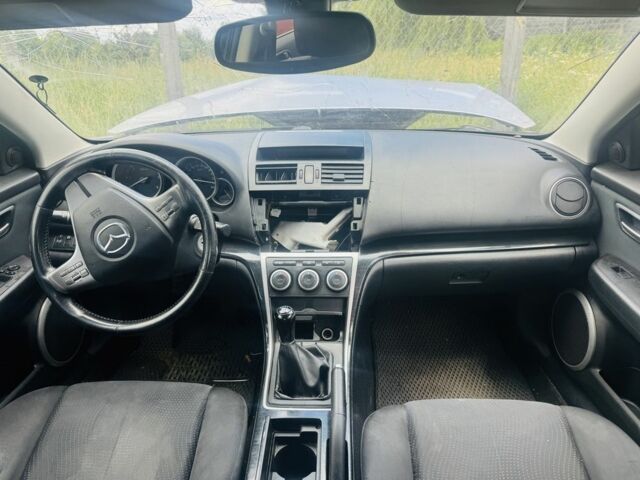 Сірий Мазда 6, об'ємом двигуна 2 л та пробігом 268 тис. км за 3350 $, фото 6 на Automoto.ua