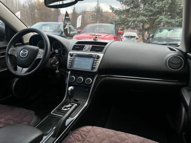 Сірий Мазда 6, об'ємом двигуна 2 л та пробігом 245 тис. км за 6900 $, фото 16 на Automoto.ua