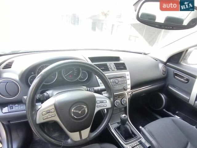 Серый Мазда 6, объемом двигателя 1.8 л и пробегом 242 тыс. км за 6500 $, фото 5 на Automoto.ua