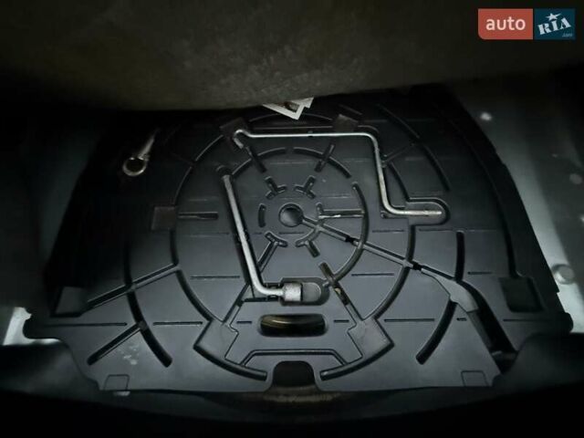 Сірий Мазда 6, об'ємом двигуна 2 л та пробігом 183 тис. км за 4900 $, фото 24 на Automoto.ua