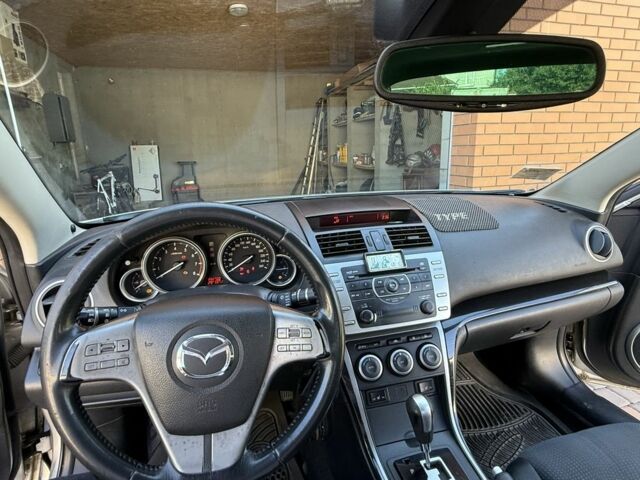 Серый Мазда 6, объемом двигателя 2 л и пробегом 203 тыс. км за 8000 $, фото 5 на Automoto.ua