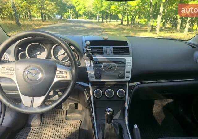 Сірий Мазда 6, об'ємом двигуна 1.8 л та пробігом 182 тис. км за 6500 $, фото 2 на Automoto.ua