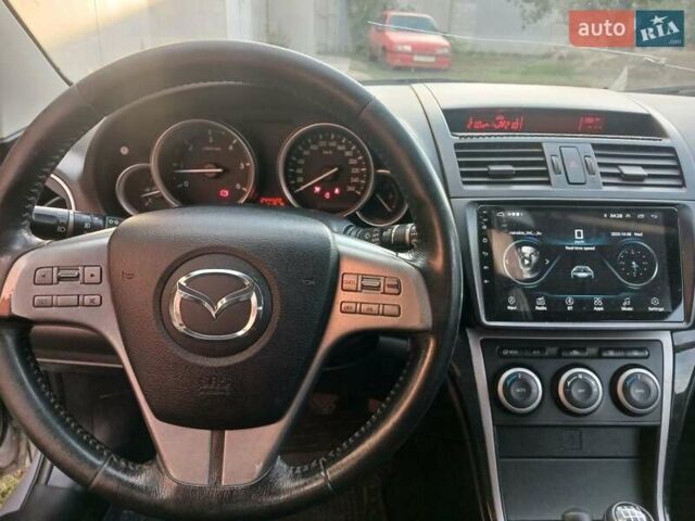 Сірий Мазда 6, об'ємом двигуна 2 л та пробігом 240 тис. км за 7200 $, фото 6 на Automoto.ua