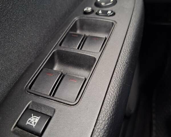 Мазда 6 2008 у Києві на Automoto.ua Сірий Мазда 6, об'ємом двигуна 2 л та пробігом 150 тис. км за 7750 $, фото 16 на Automoto.ua