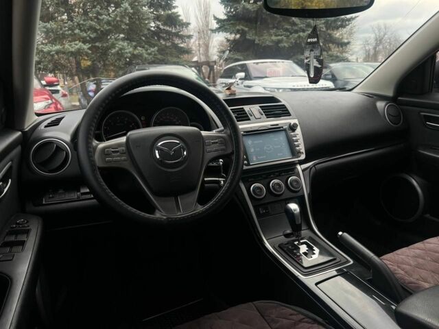 Сірий Мазда 6, об'ємом двигуна 2 л та пробігом 245 тис. км за 6900 $, фото 15 на Automoto.ua