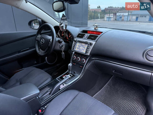 Сірий Мазда 6, об'ємом двигуна 2 л та пробігом 245 тис. км за 7200 $, фото 19 на Automoto.ua