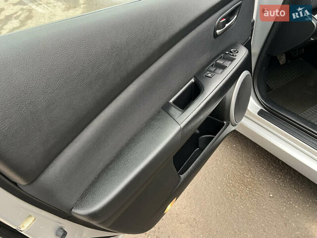 Сірий Мазда 6, об'ємом двигуна 1.8 л та пробігом 197 тис. км за 6950 $, фото 18 на Automoto.ua