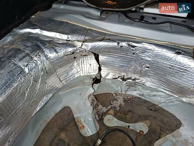 Серый Мазда 6, объемом двигателя 2.49 л и пробегом 269 тыс. км за 4000 $, фото 9 на Automoto.ua