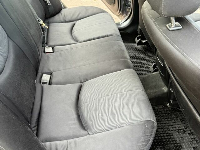 Сірий Мазда 6, об'ємом двигуна 2 л та пробігом 282 тис. км за 5802 $, фото 16 на Automoto.ua