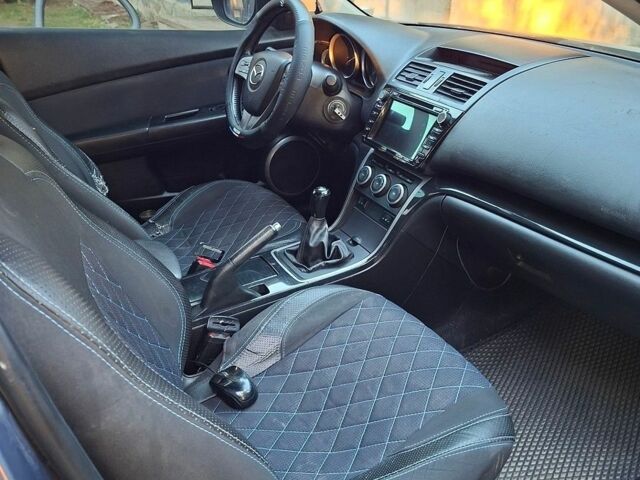 Сірий Мазда 6, об'ємом двигуна 1.8 л та пробігом 216 тис. км за 6000 $, фото 10 на Automoto.ua