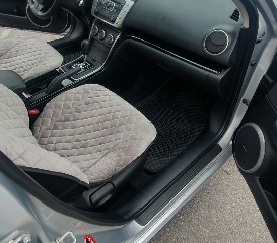 Серый Мазда 6, объемом двигателя 2 л и пробегом 255 тыс. км за 7900 $, фото 8 на Automoto.ua