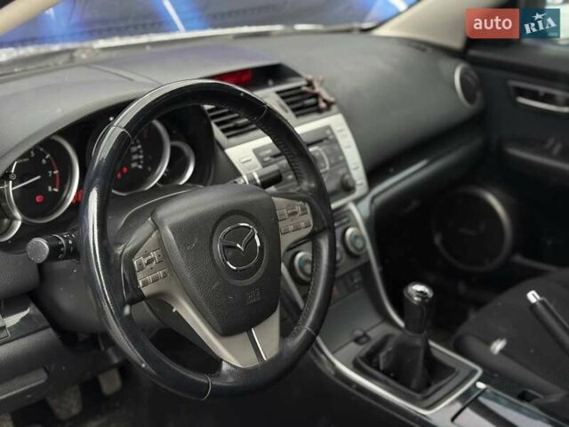 Сірий Мазда 6, об'ємом двигуна 2 л та пробігом 219 тис. км за 6299 $, фото 6 на Automoto.ua