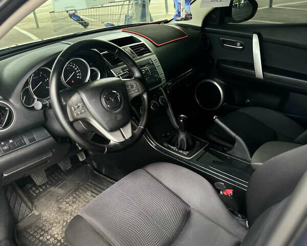 Сірий Мазда 6, об'ємом двигуна 2 л та пробігом 267 тис. км за 6900 $, фото 10 на Automoto.ua