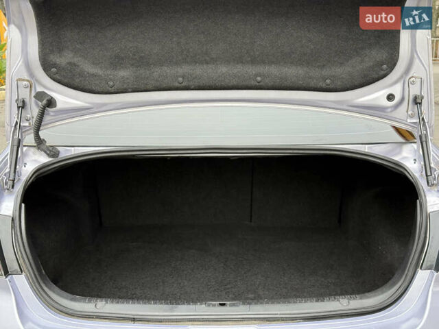 Сірий Мазда 6, об'ємом двигуна 2 л та пробігом 230 тис. км за 5999 $, фото 11 на Automoto.ua